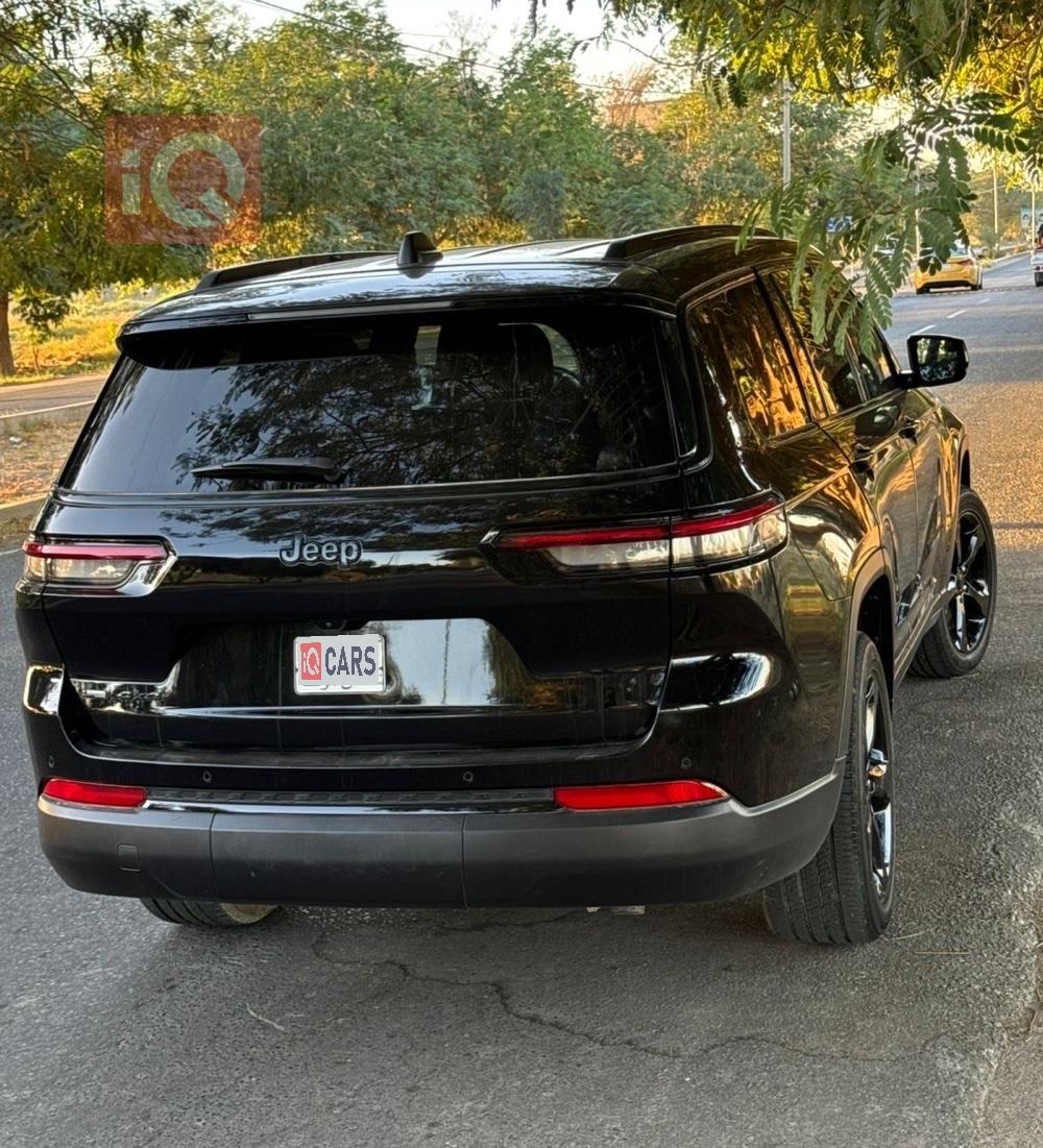 جیپ L گراند شیرۆکی